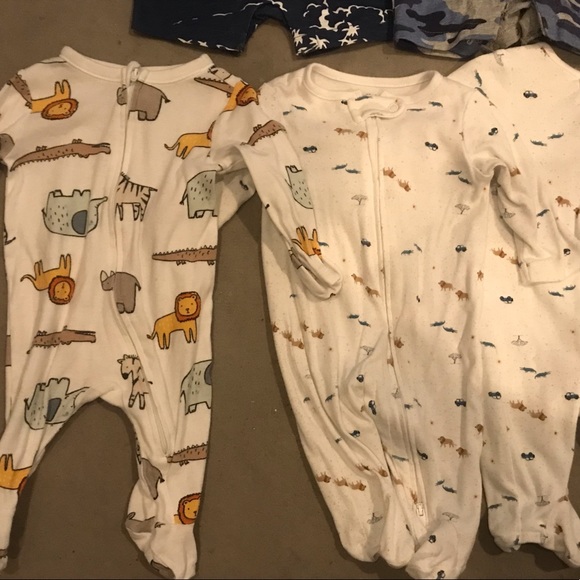 Lot of 11 Gap Baby Boy one Pieces 0-3 months - Picture 6 of 10